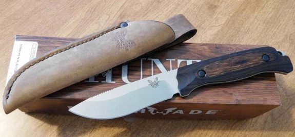 BM-15001-2-Benchmade-Wood-Saddle-Mountain-Skinner