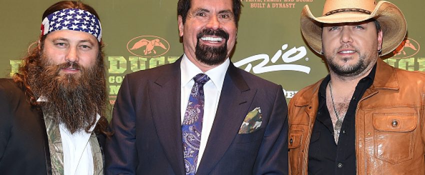 Bill Busbice Jr, center, has had his hunting & fishing licenses revoked for Poaching.