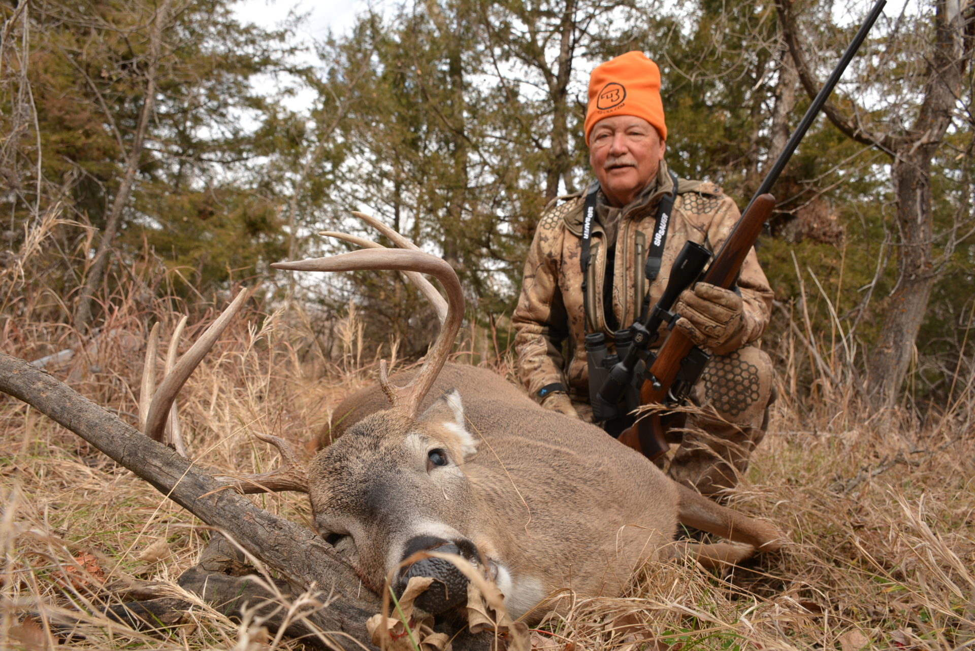 L-AV8: Add Energy to Outdoor Clothing — The Hunting page
